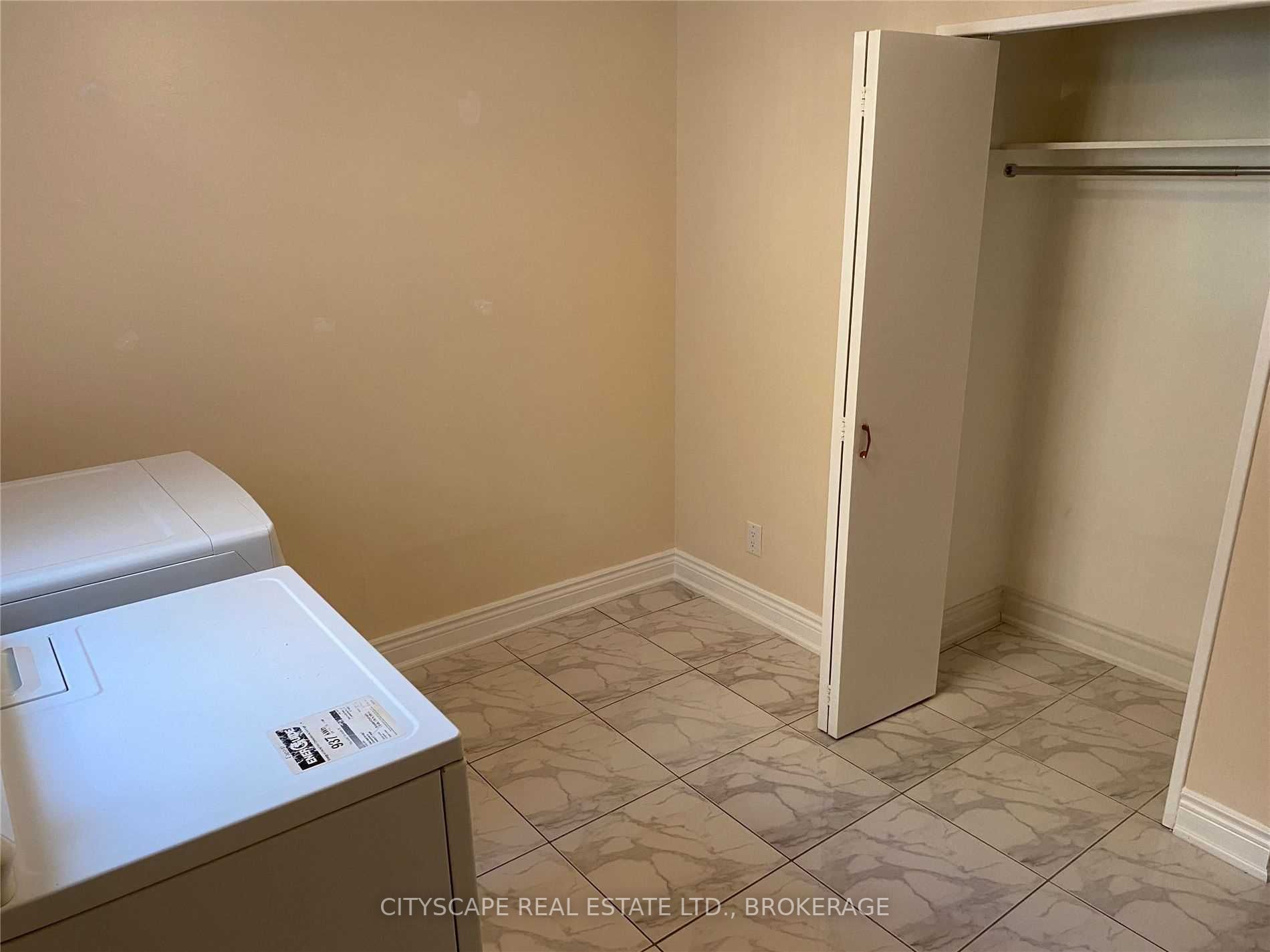 Listing W5943839 - Large Photo # 18