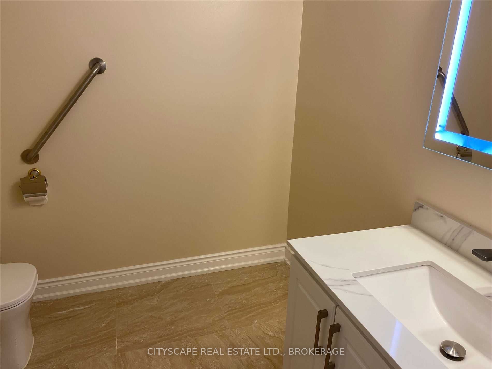 Listing W5943839 - Large Photo # 16