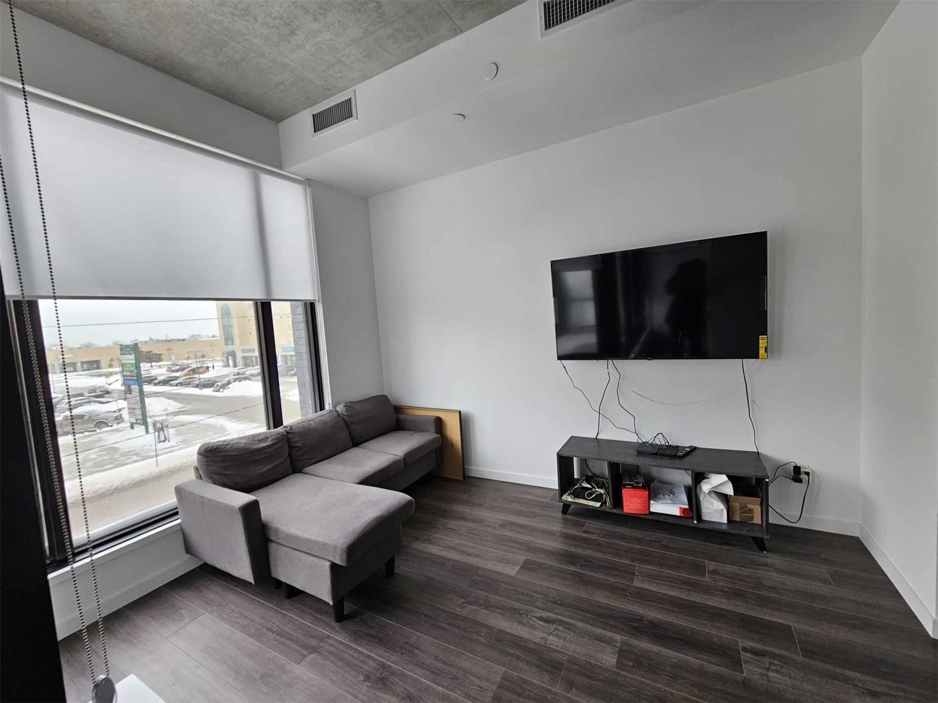 Listing W5943871 - Large Photo # 12