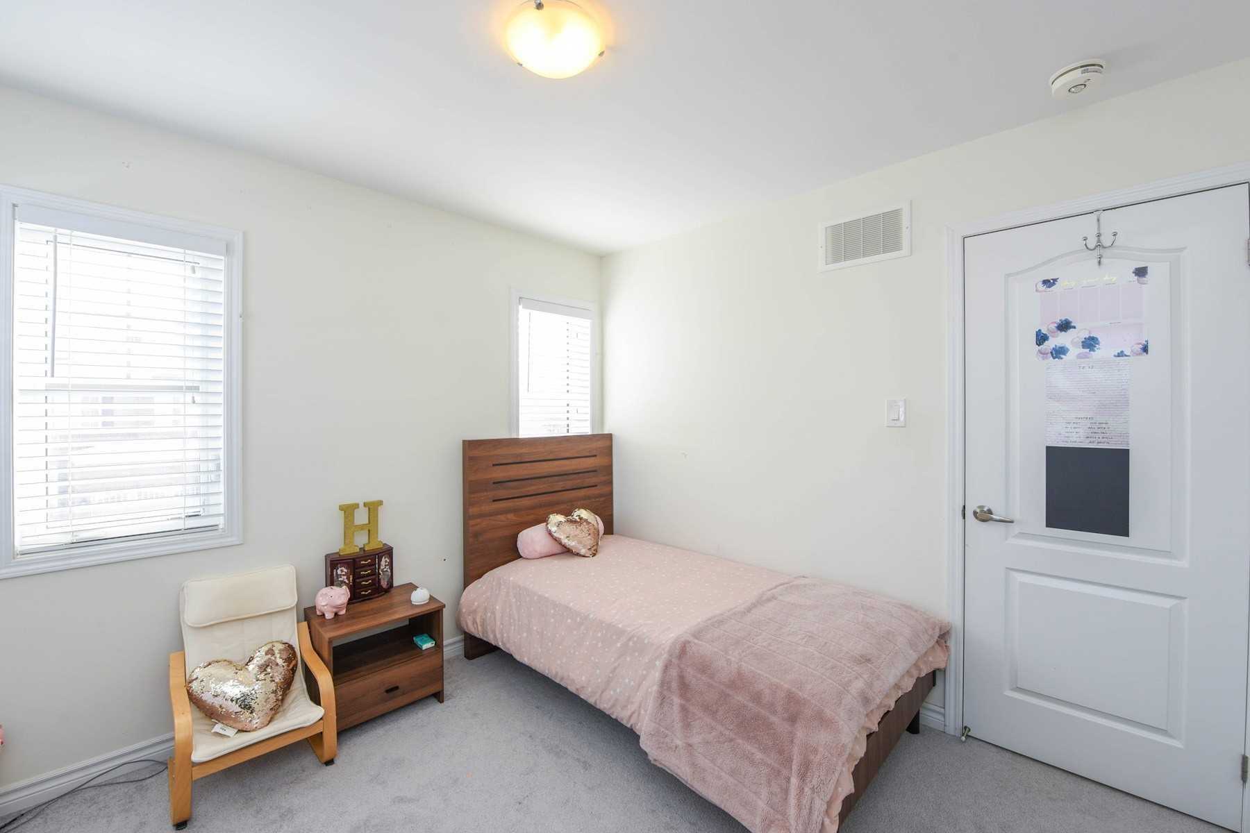 2 Redfern Street