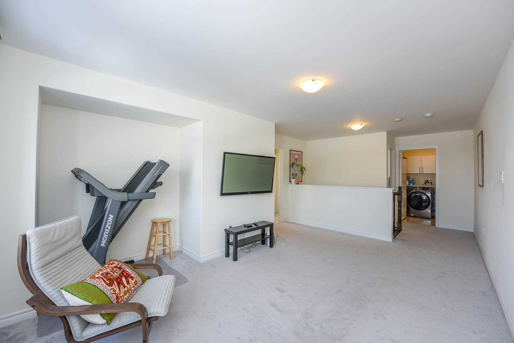 2 Redfern Street