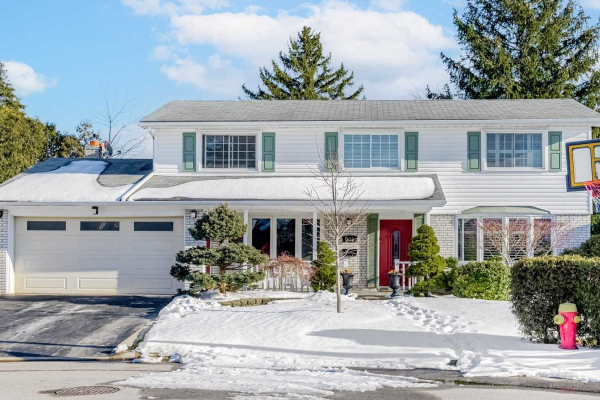 234 Weybourne Rd W, Oakville