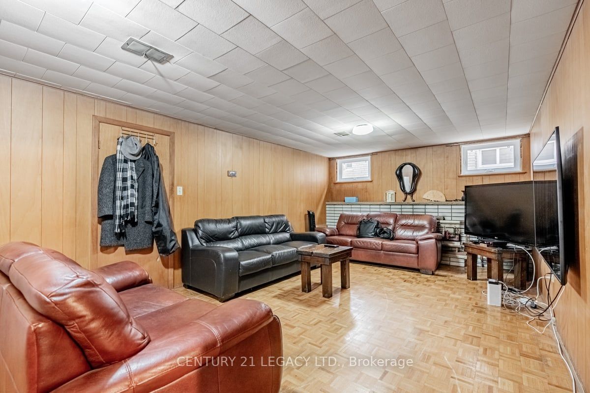 Listing W5944208 - Large Photo # 35