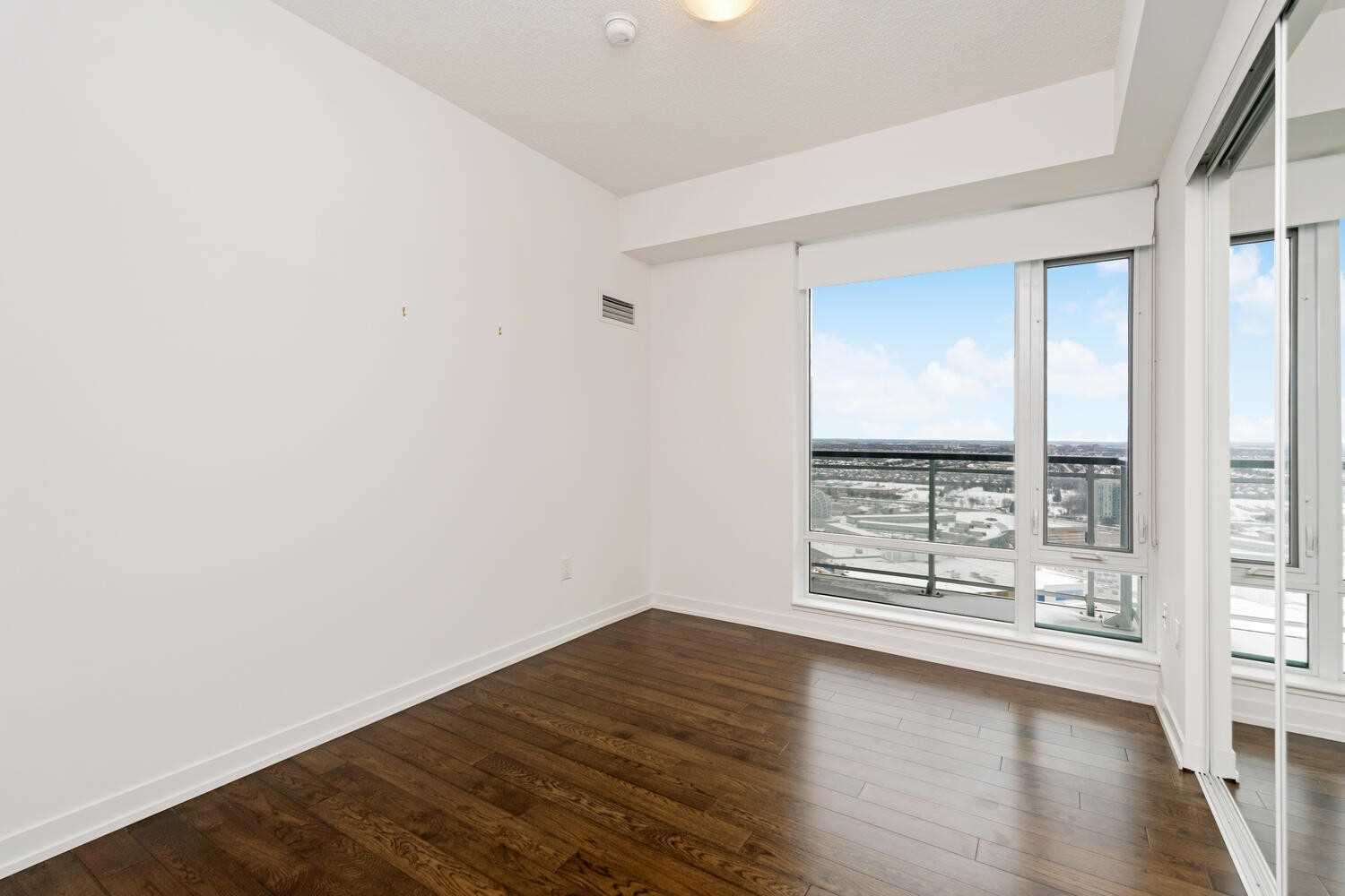 Listing W5944229 - Large Photo # 14