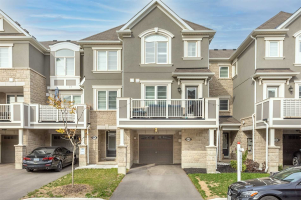 983 Alder Gate N Gate, Milton