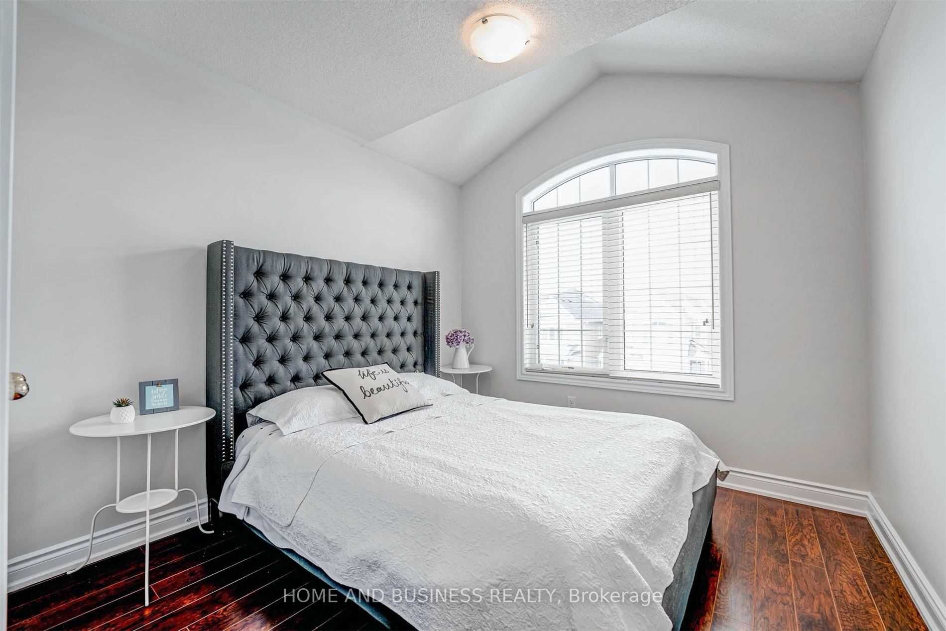 Listing W5944584 - Large Photo # 26