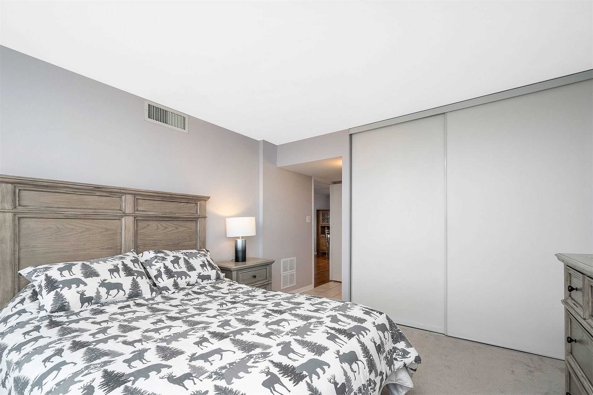 Listing W5944627 - Large Photo # 21