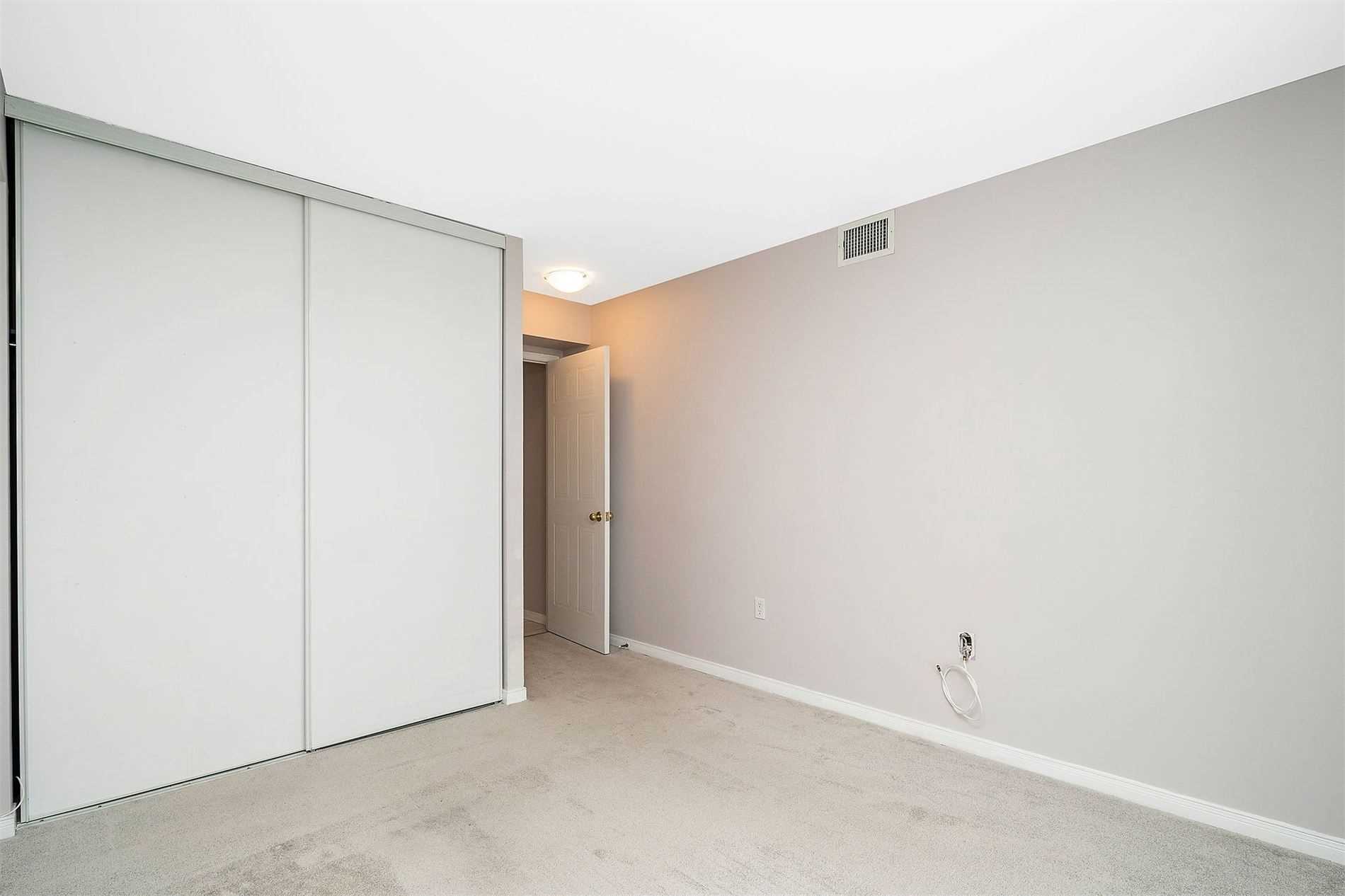 Listing W5944627 - Large Photo # 24