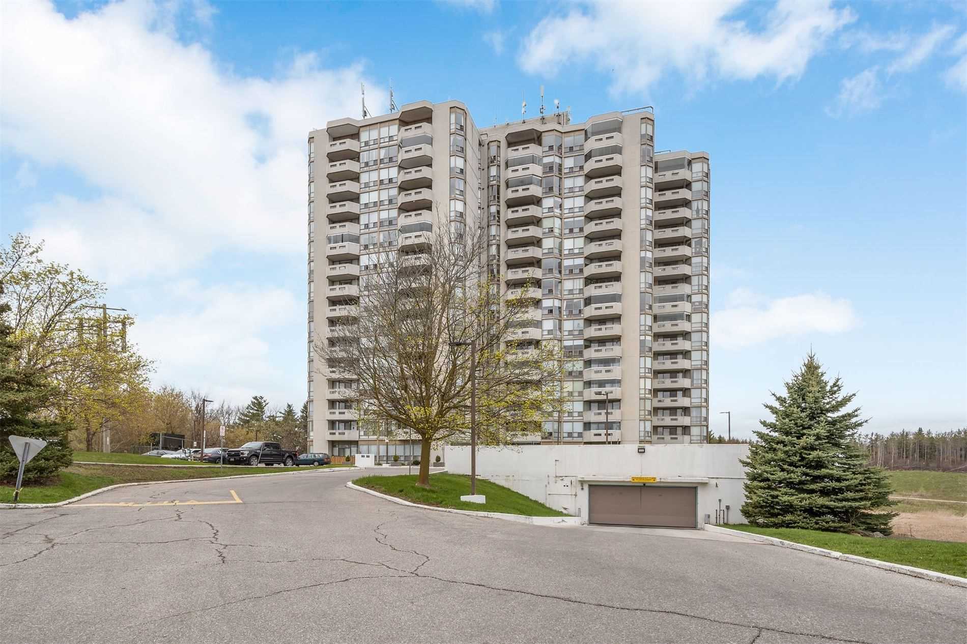 Listing W5944627 - Large Photo # 1