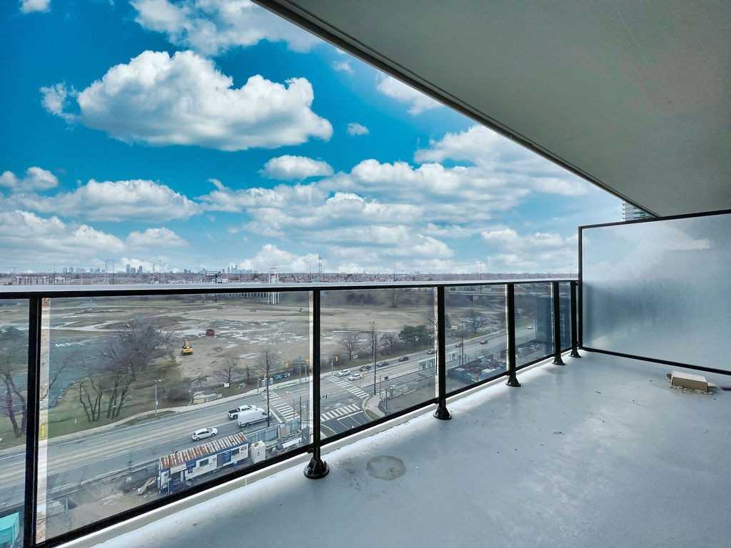Listing W5944775 - Large Photo # 1