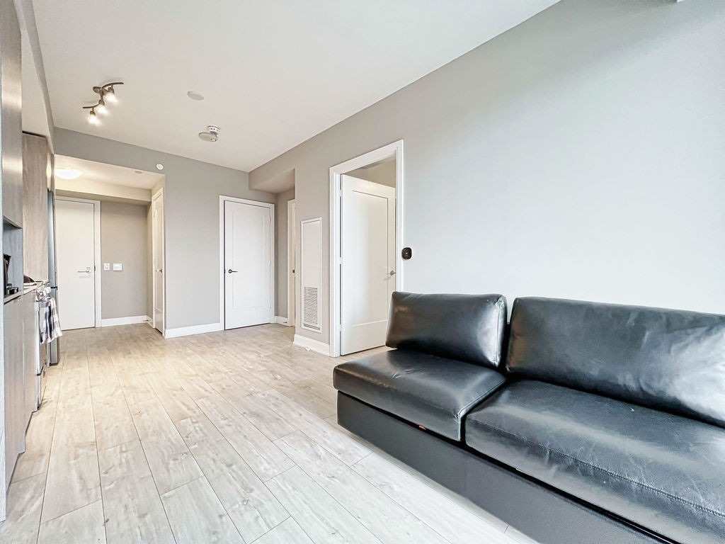 Listing W5944829 - Large Photo # 21