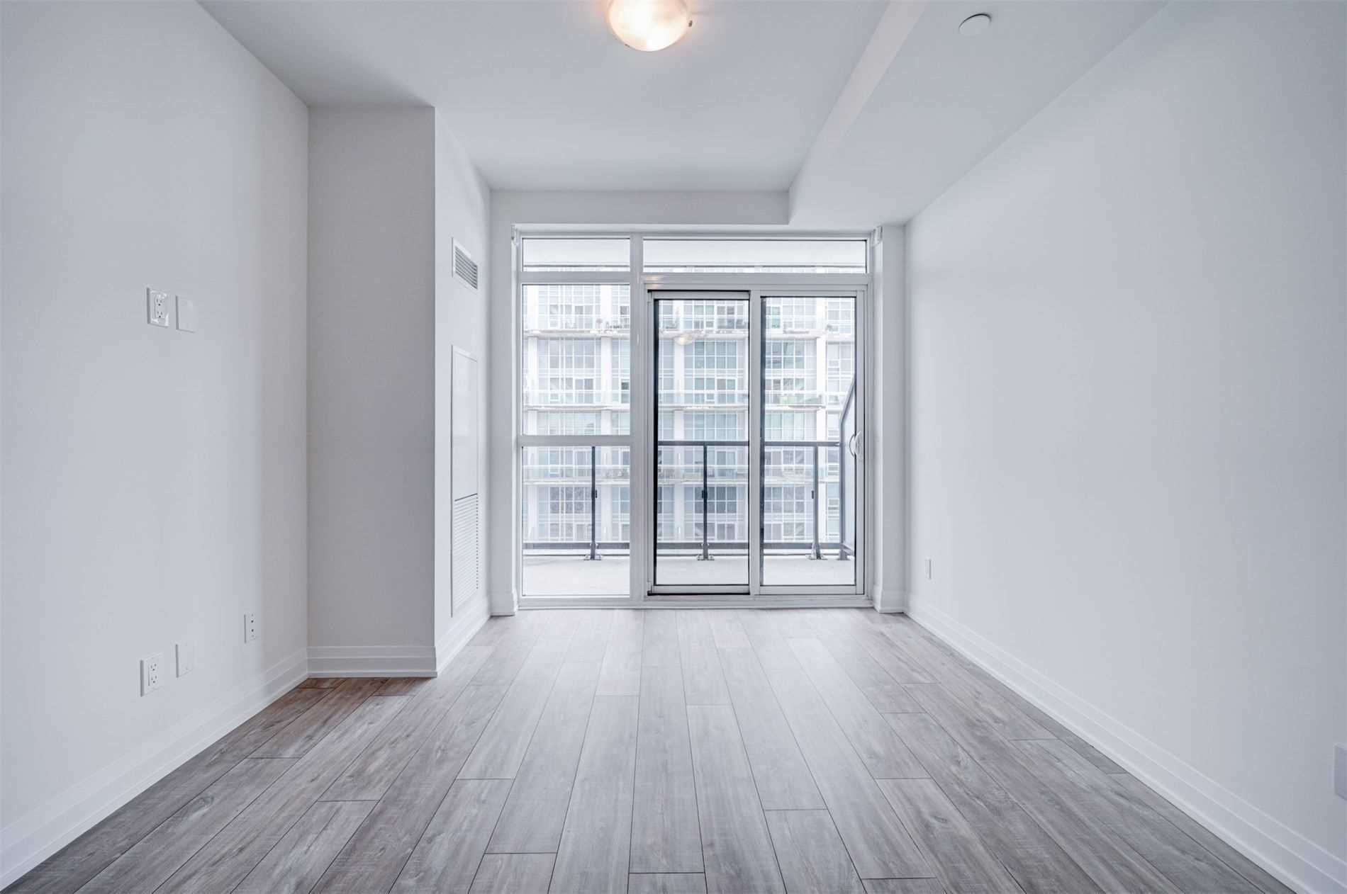 Listing W5944915 - Large Photo # 15