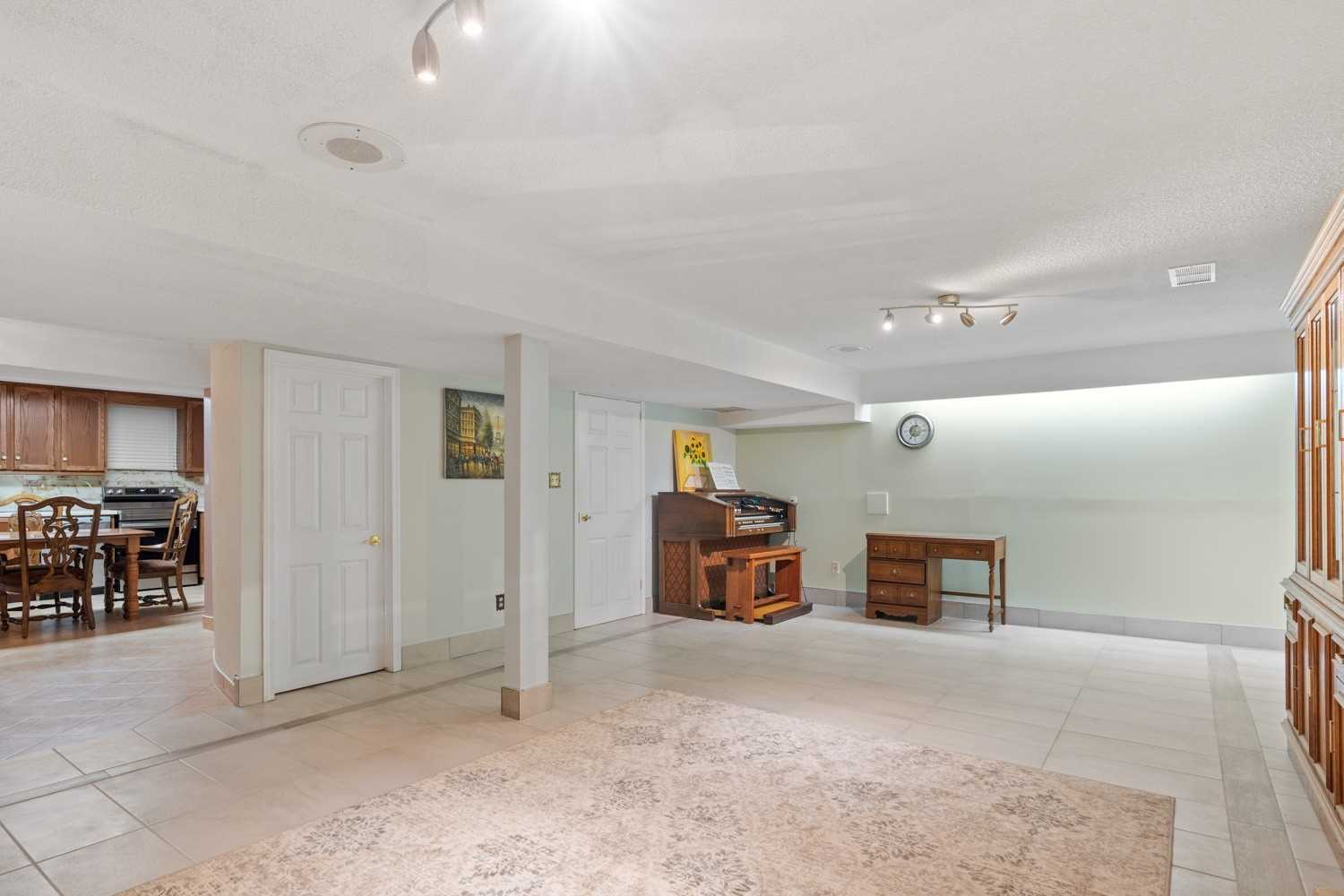 Listing W5945293 - Large Photo # 25
