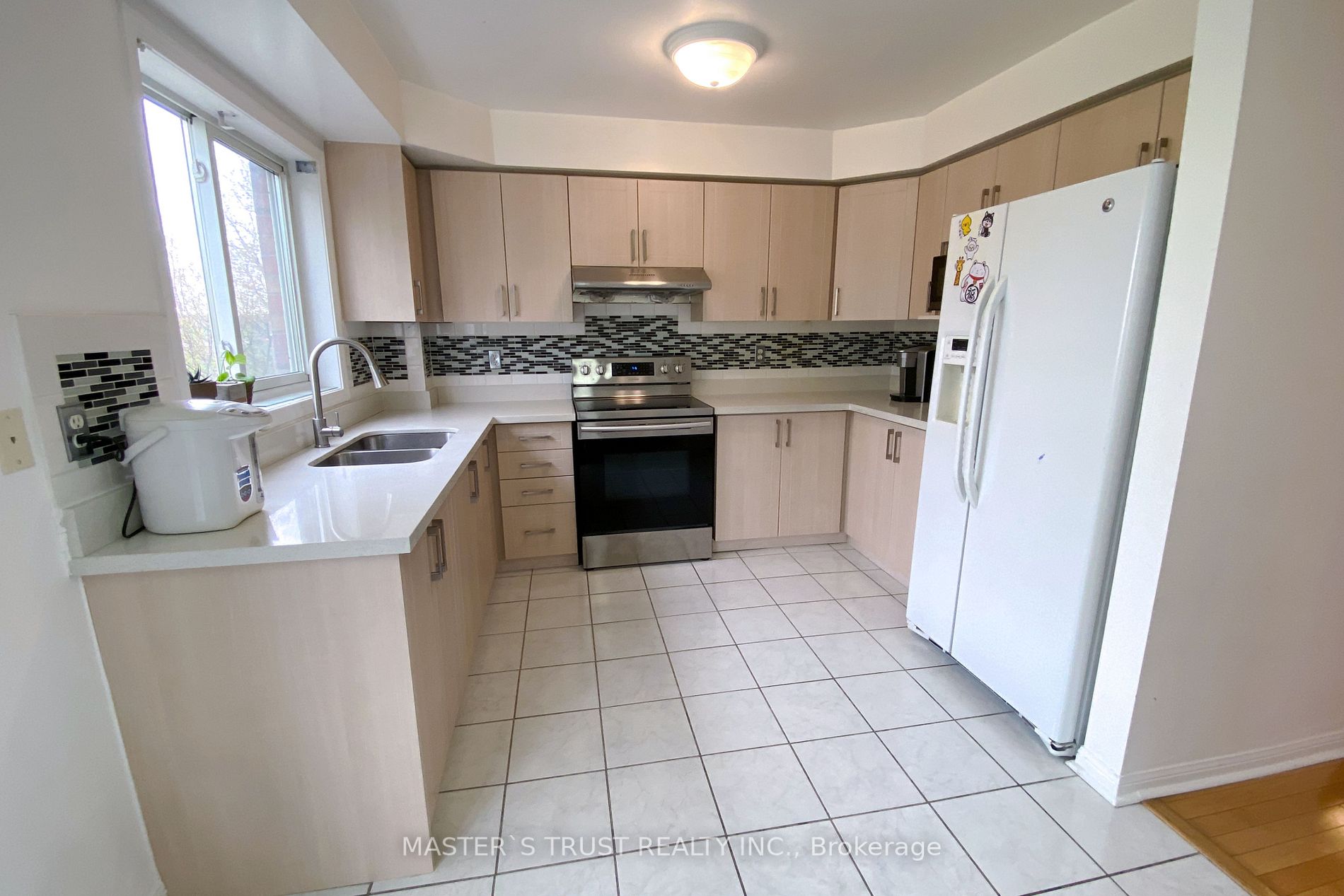 80 Acorn Pl, #50