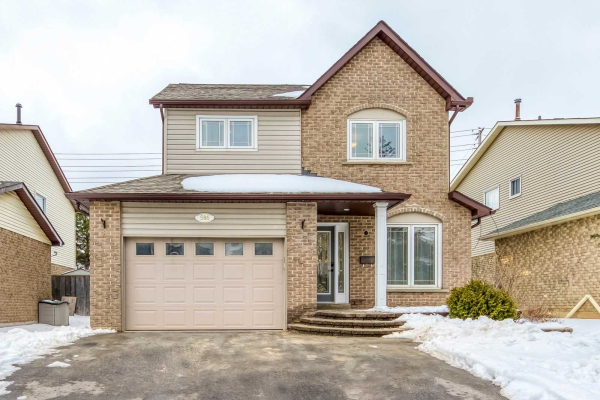 586 Sunnyvale Cres, Milton
