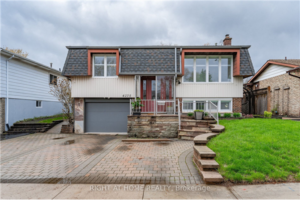 4275 Longmoor Dr, Burlington