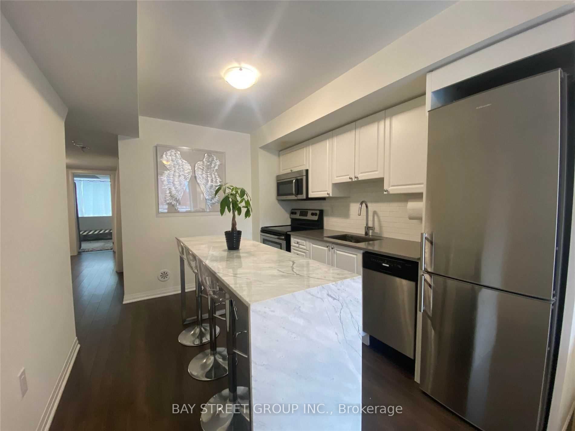 175 William Duncan Rd, #6