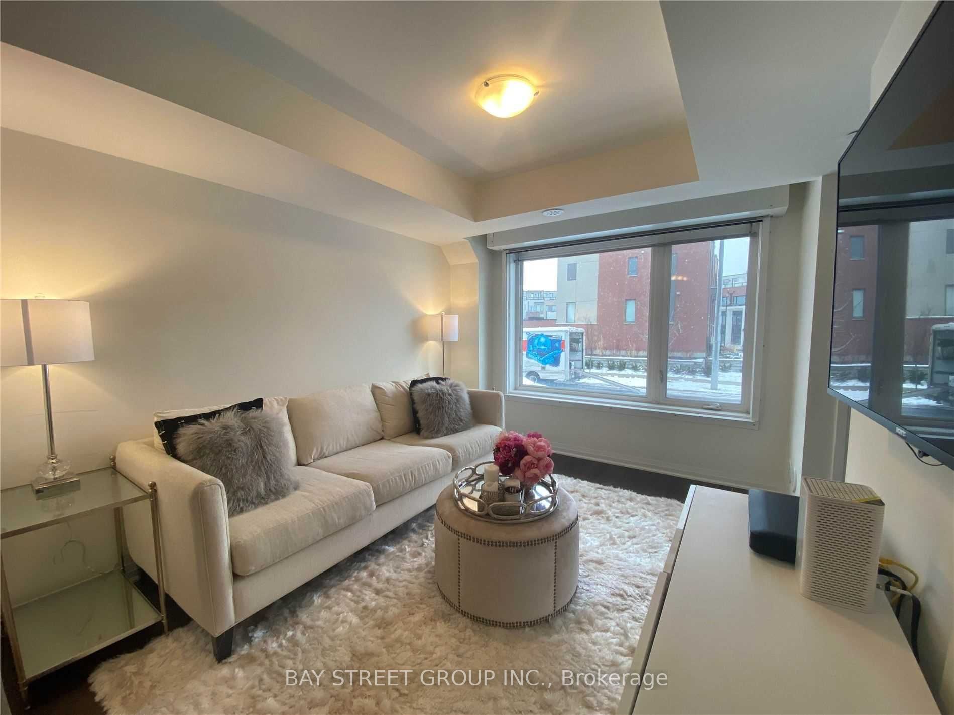 175 William Duncan Rd, #6