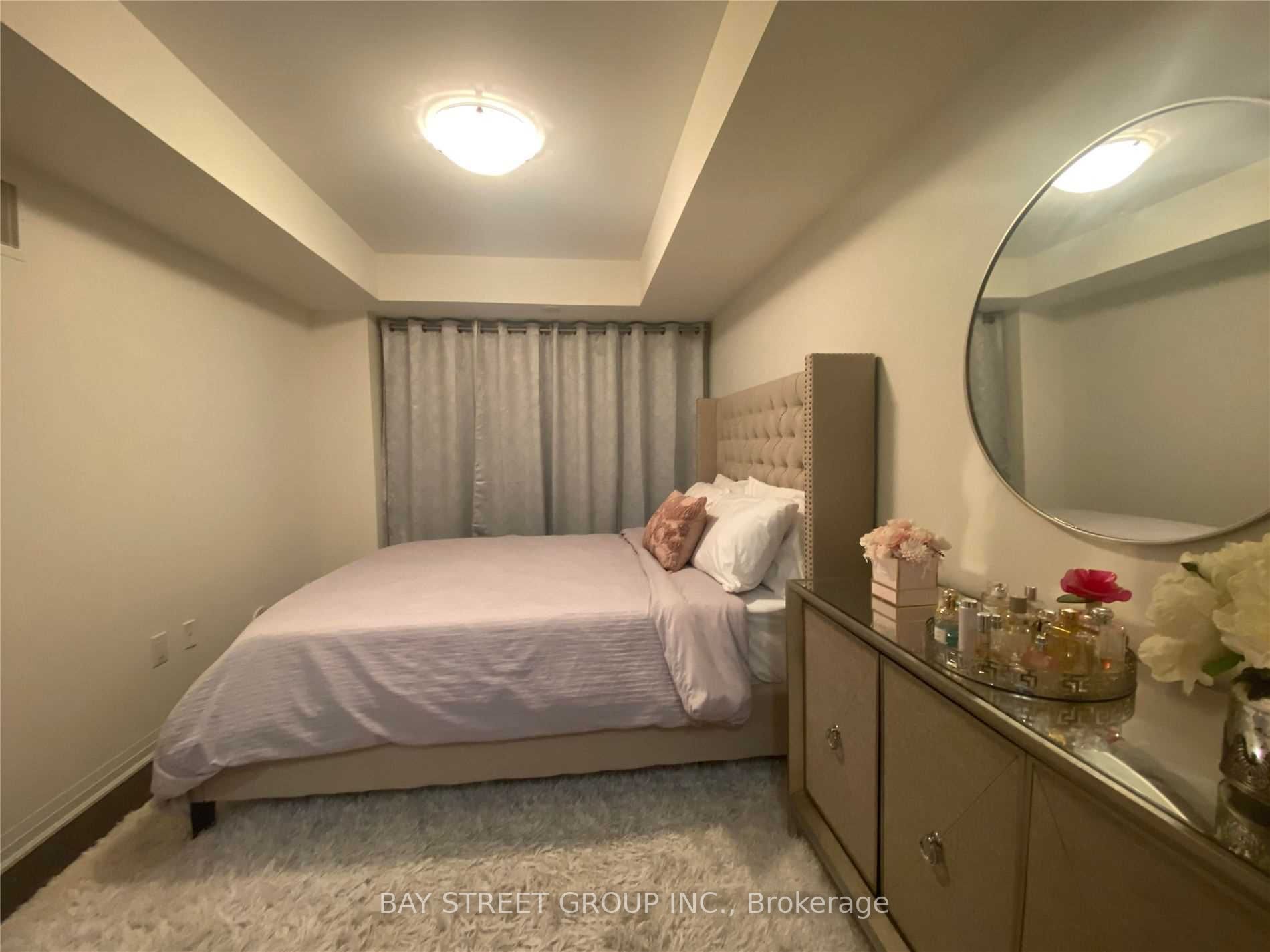 175 William Duncan Rd, #6