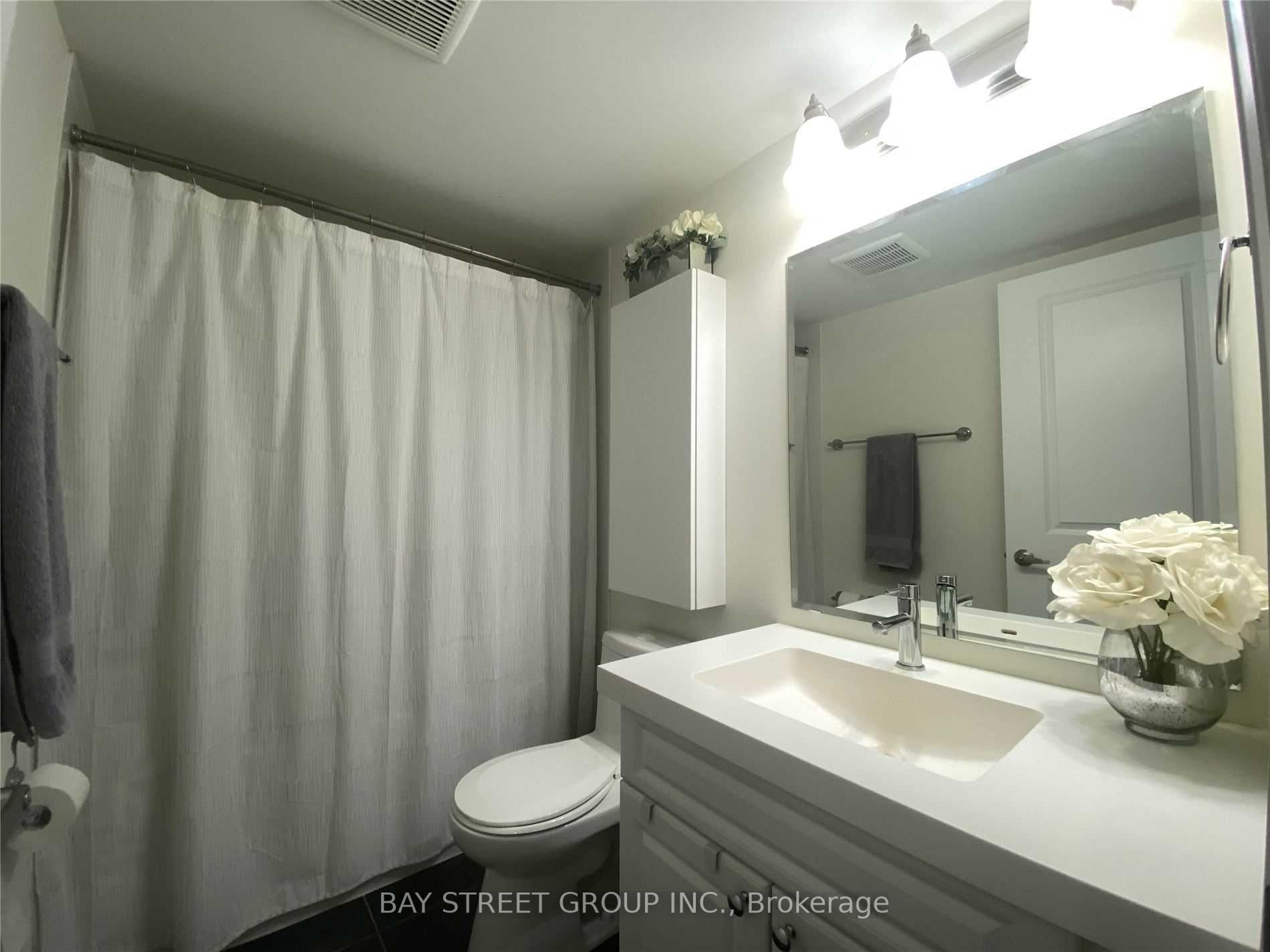 175 William Duncan Rd, #6
