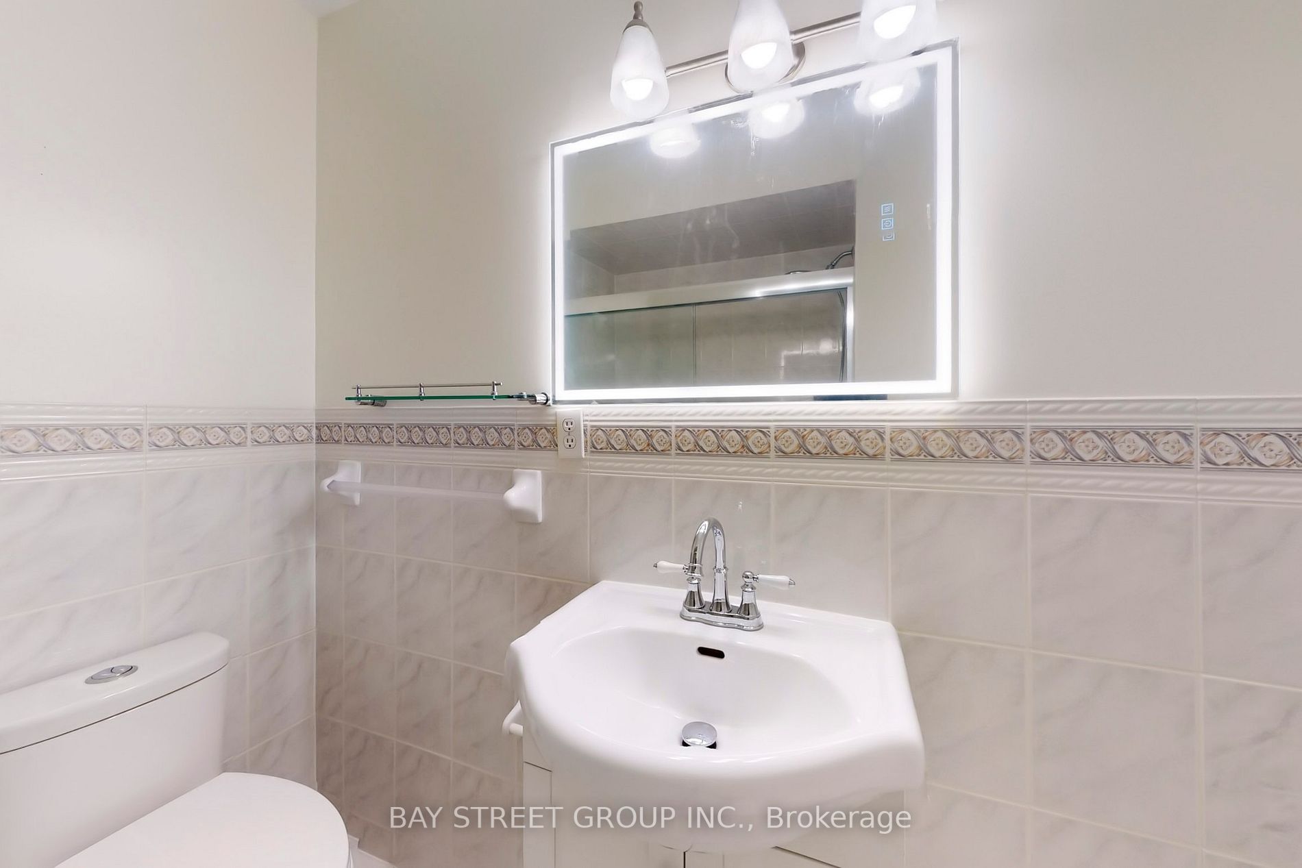 Listing W5945728 - Large Photo # 17