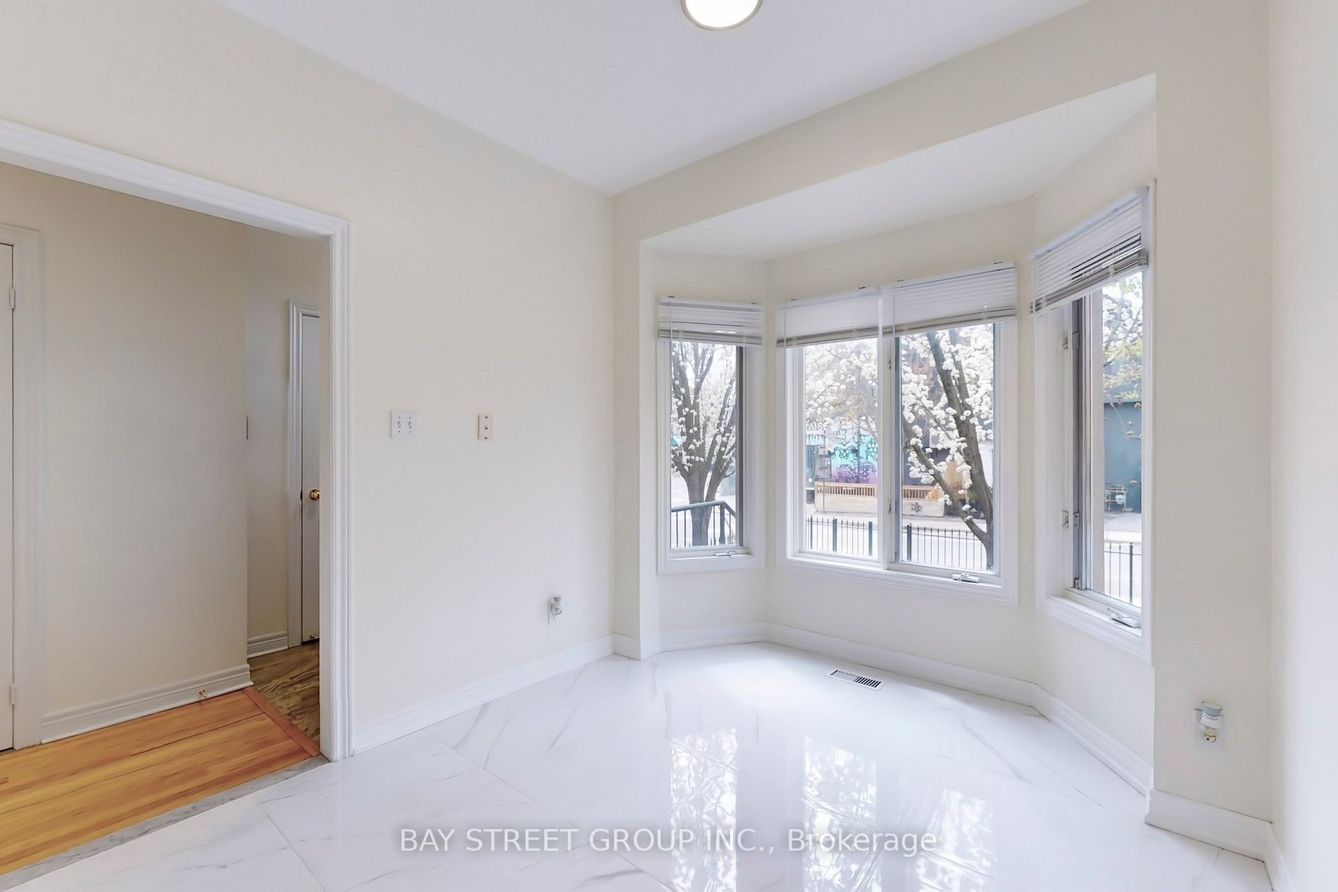 Listing W5945728 - Large Photo # 6