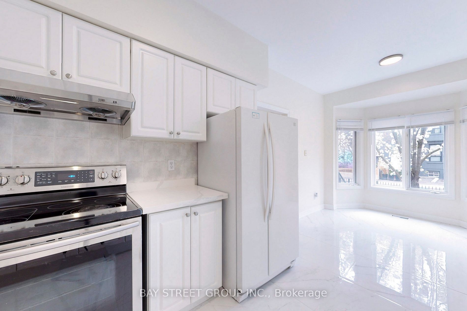 Listing W5945728 - Large Photo # 4