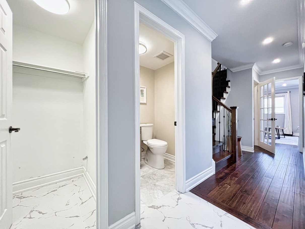 Listing W5946011 - Large Photo # 2