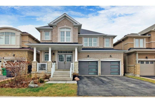 37 Castle Oaks Crossing, Brampton