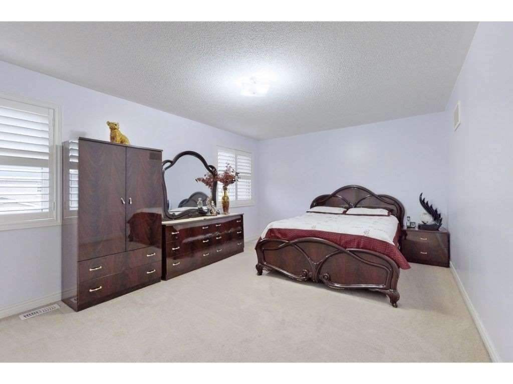 Listing W5946069 - Large Photo # 15
