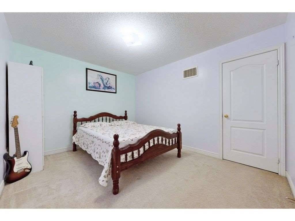 Listing W5946069 - Large Photo # 19