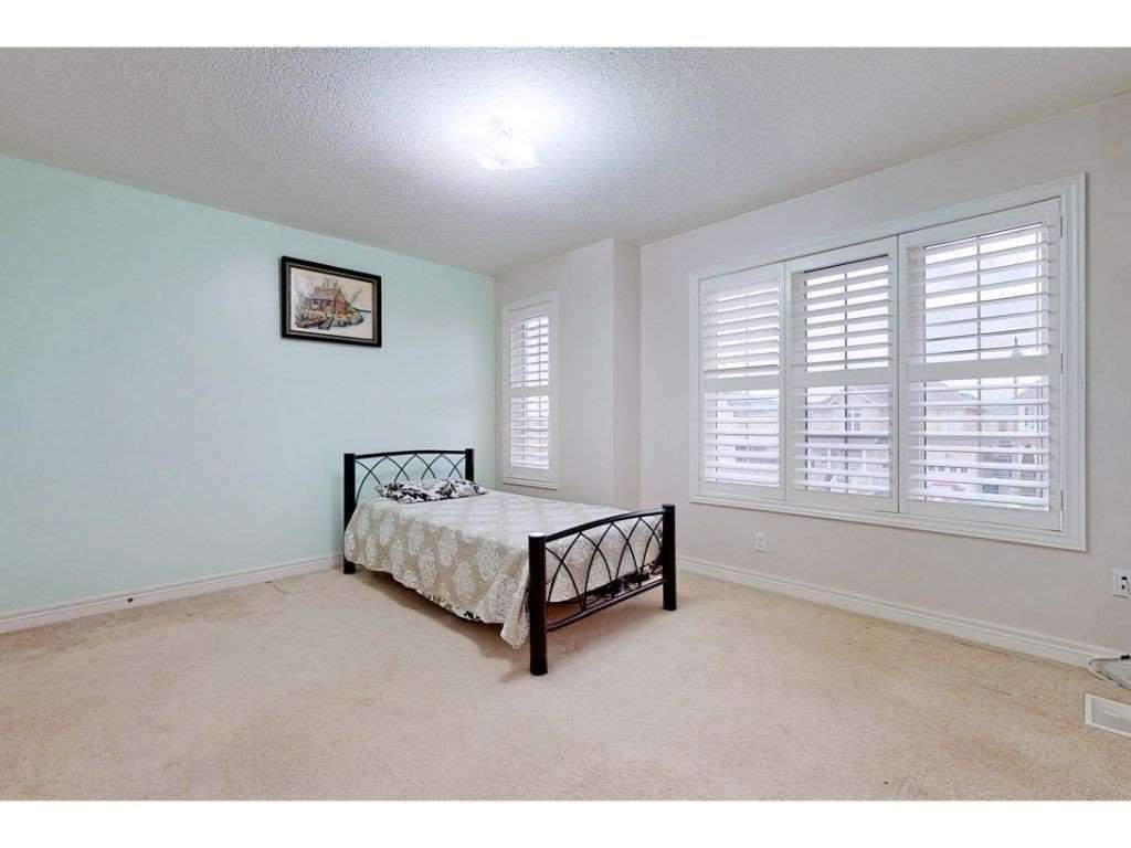 Listing W5946069 - Large Photo # 18