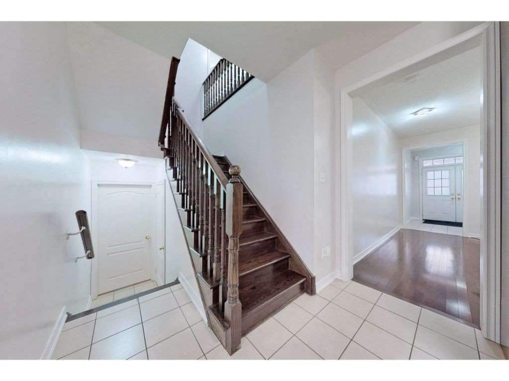 Listing W5946069 - Large Photo # 13