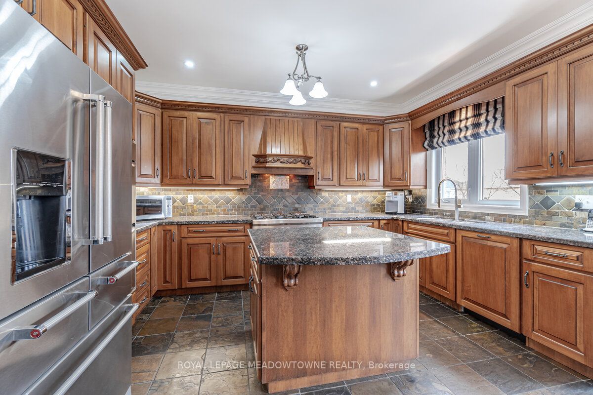 Listing W5946152 - Large Photo # 14