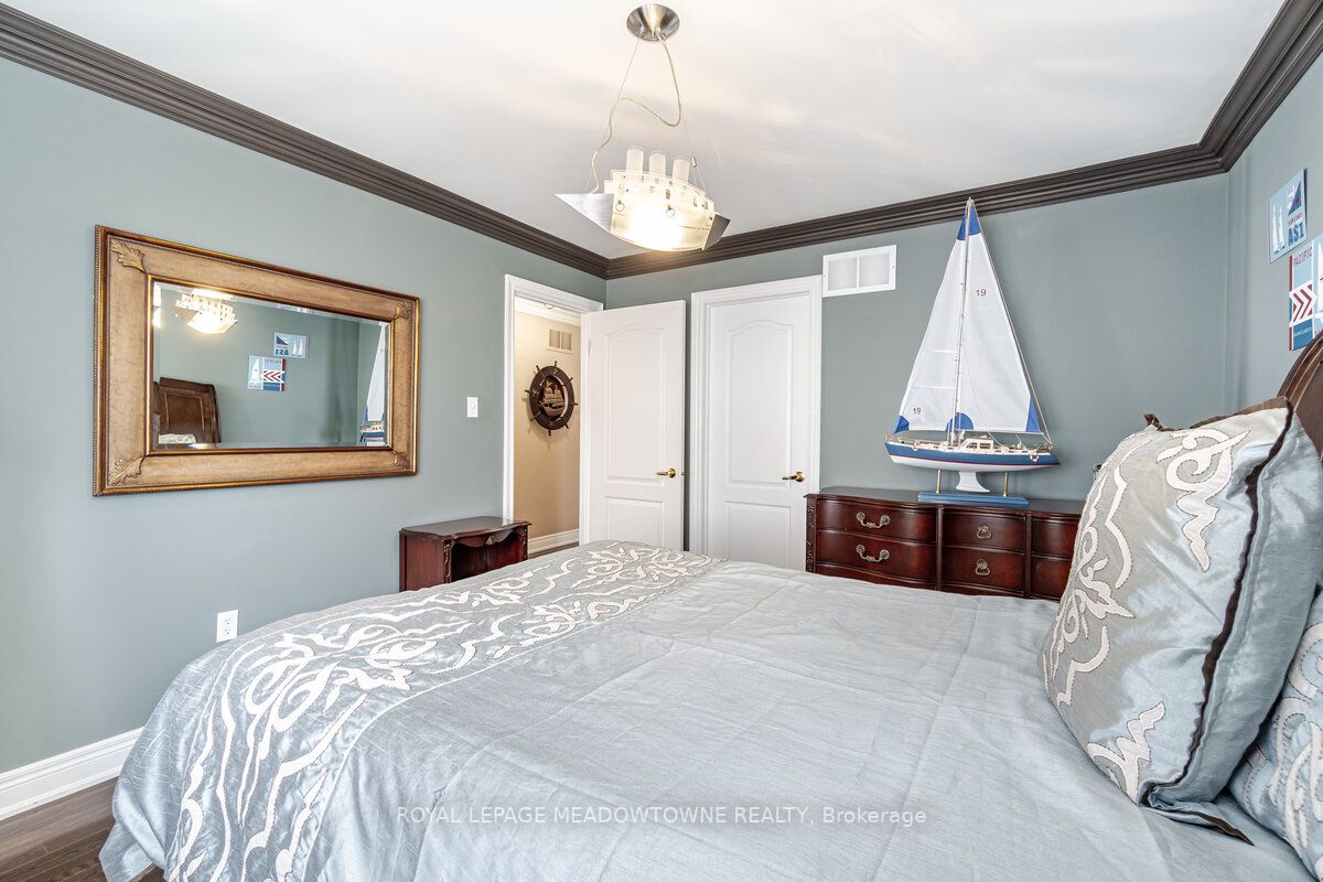Listing W5946152 - Large Photo # 25