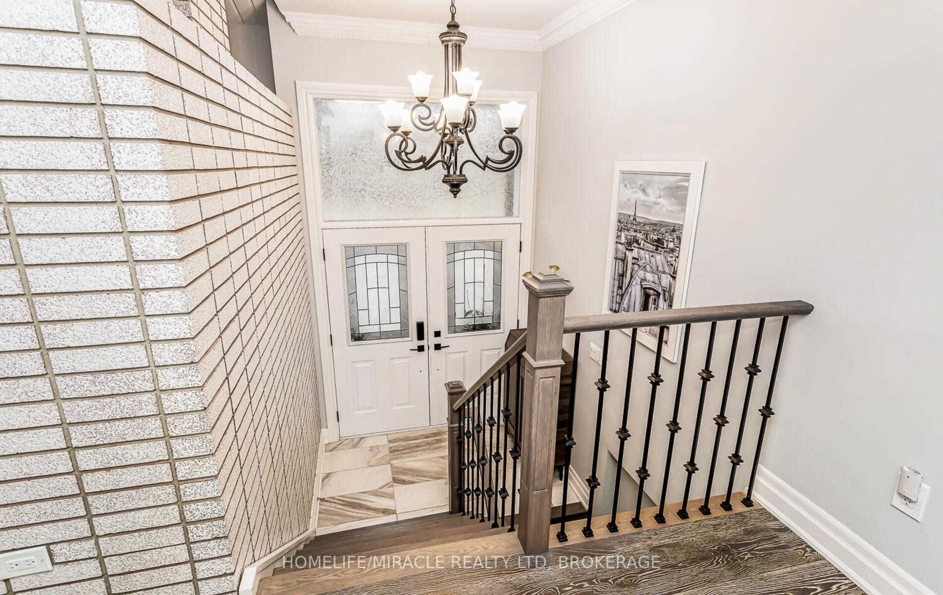 Listing W5946671 - Large Photo # 3