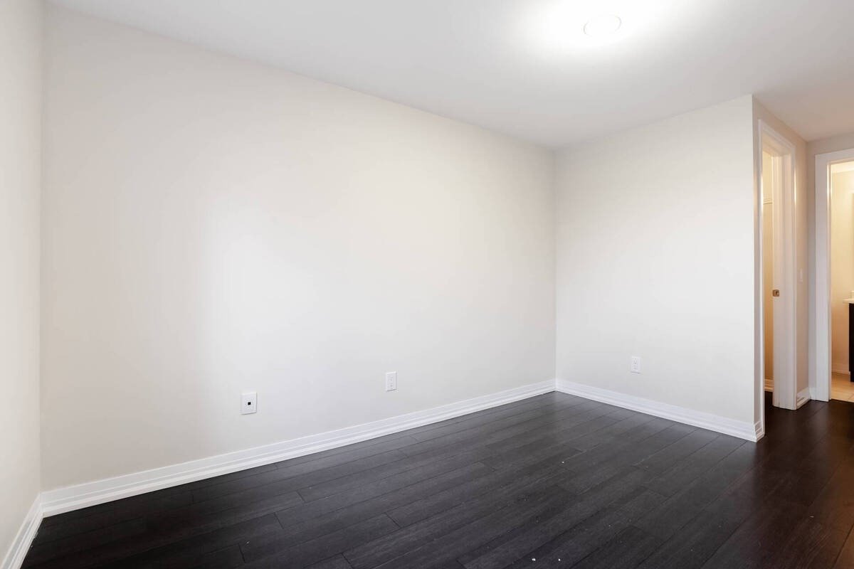 Listing W5946733 - Large Photo # 19