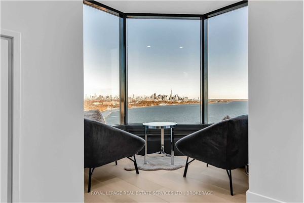 1 Palace Pier Crt, Toronto