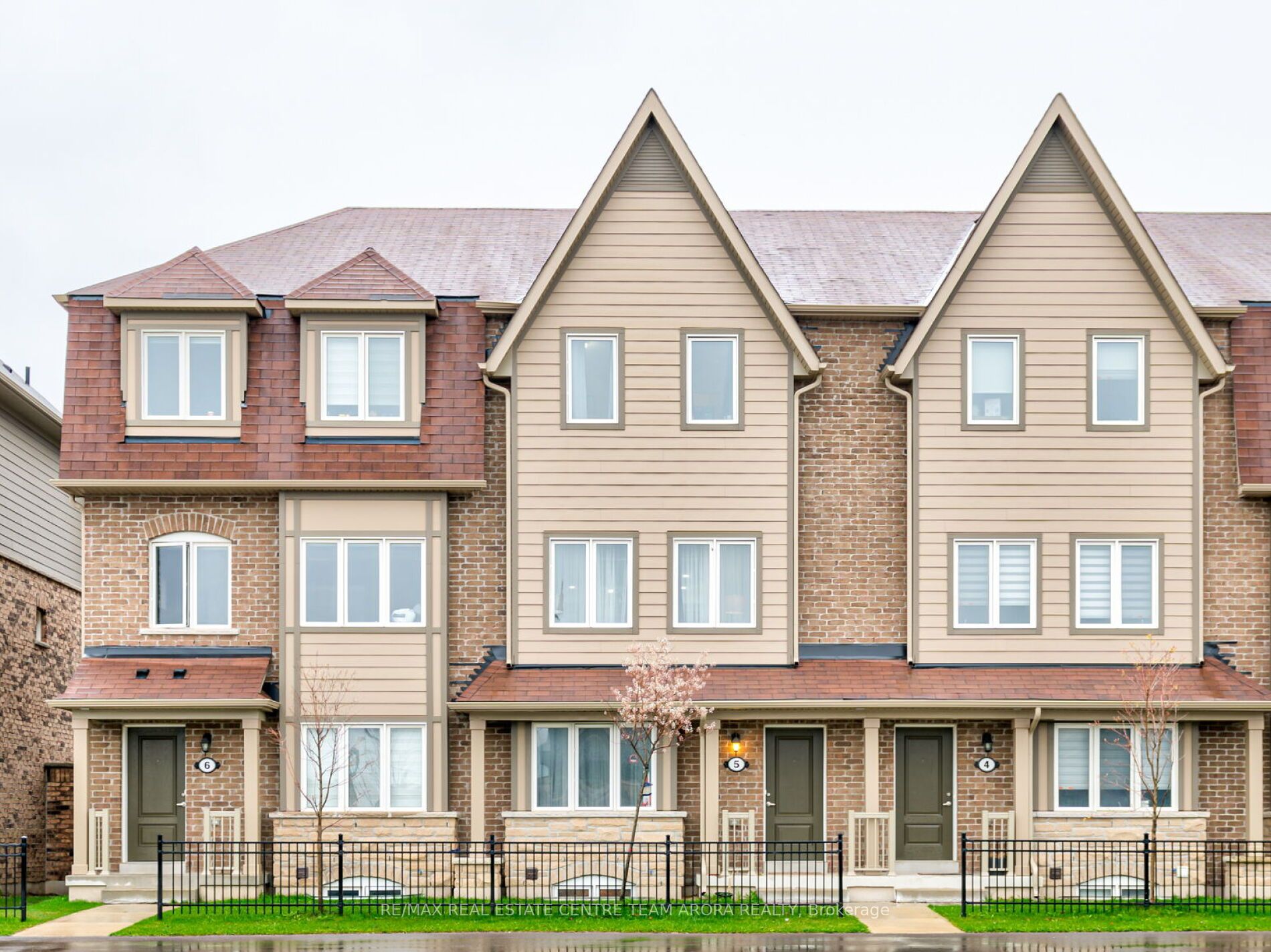 50 Edinburgh Dr, #5