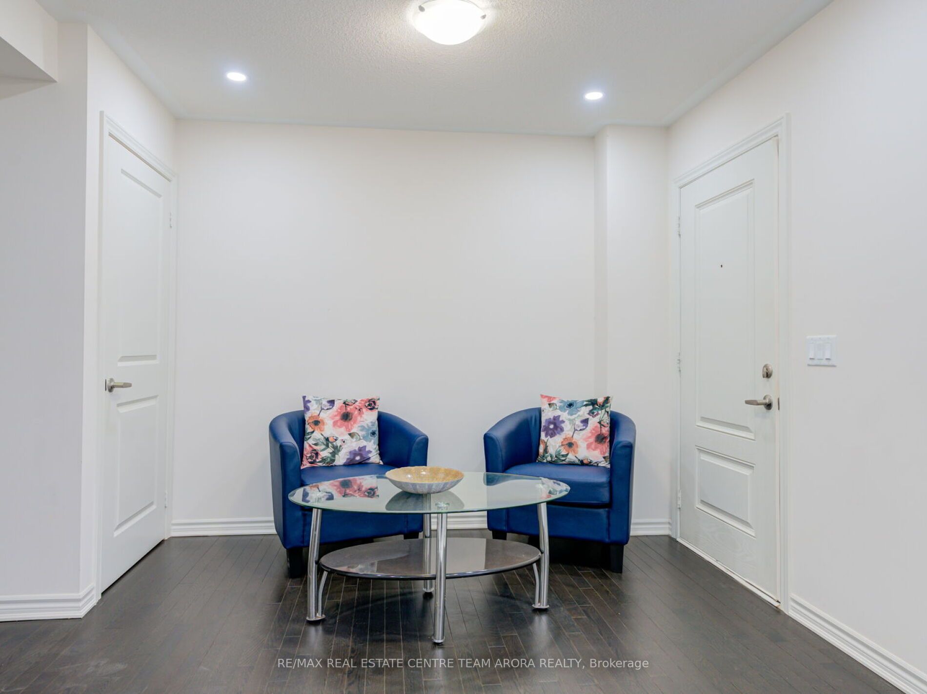 50 Edinburgh Dr, #5