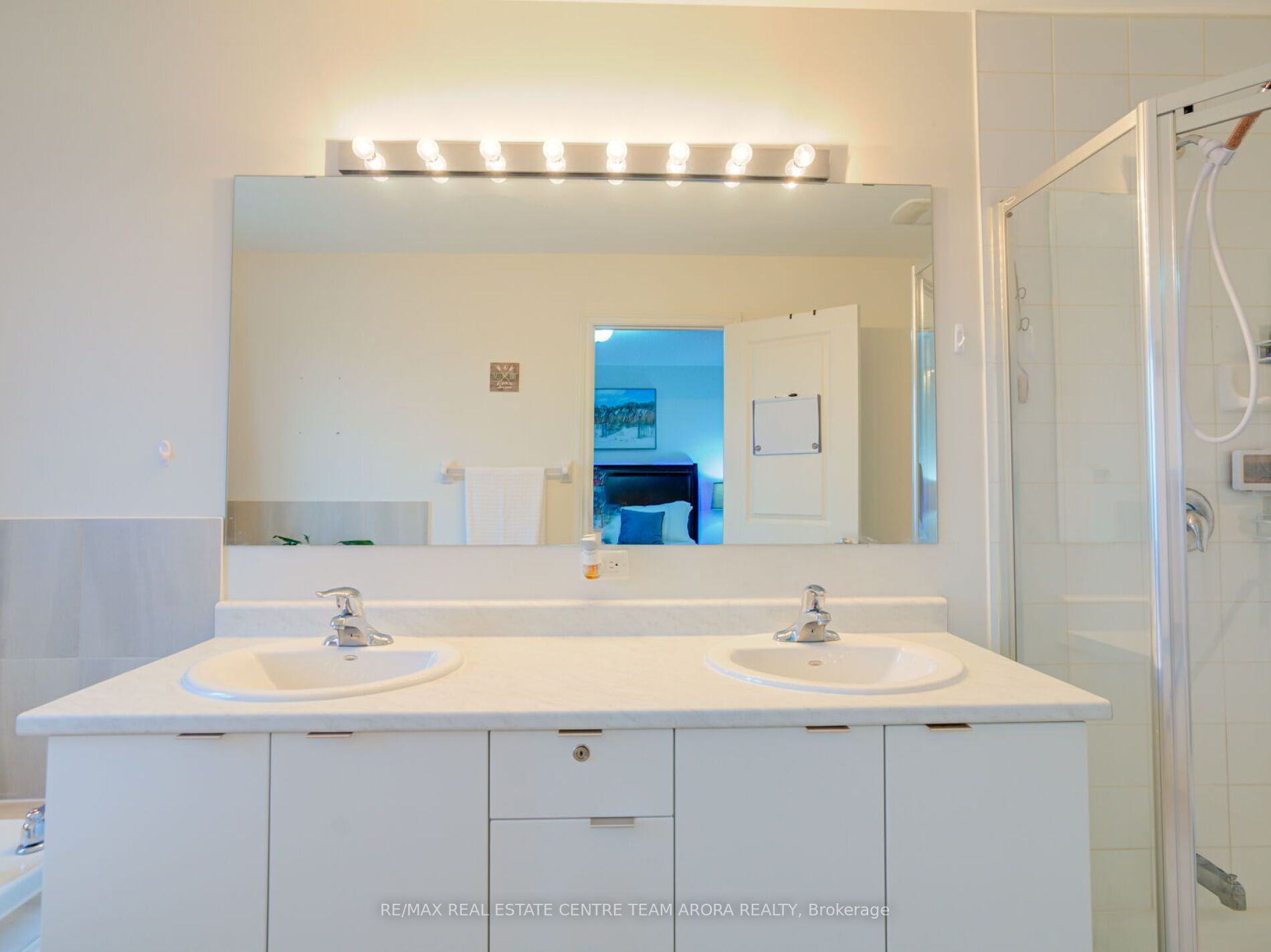 50 Edinburgh Dr, #5
