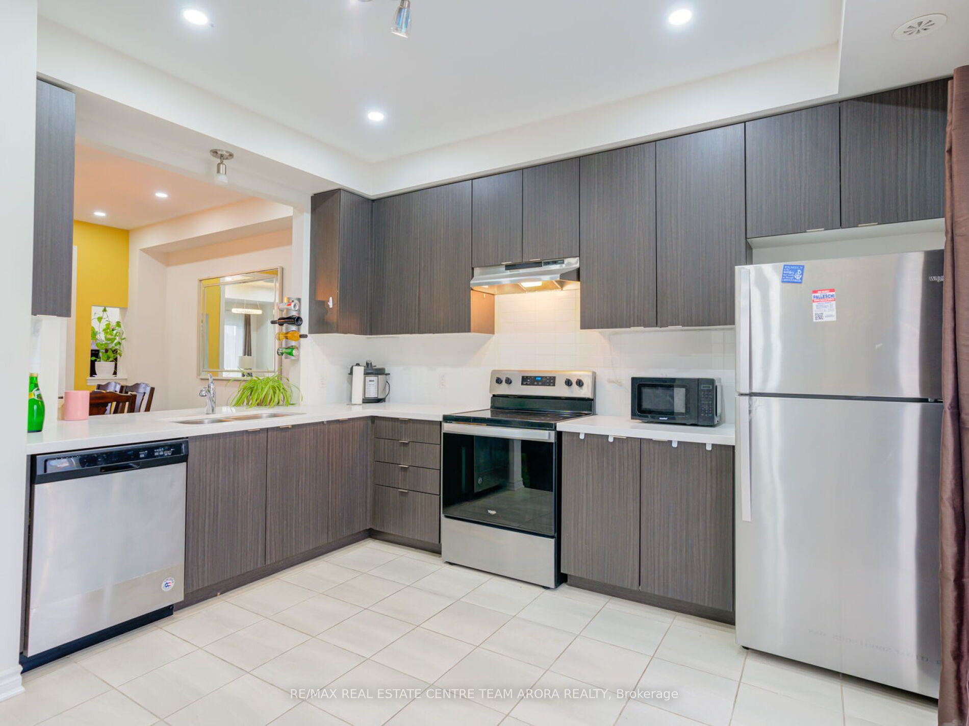 50 Edinburgh Dr, #5