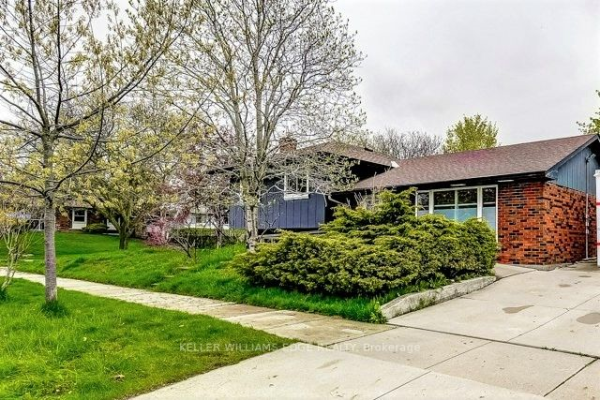 1411 Charles Dr, Burlington