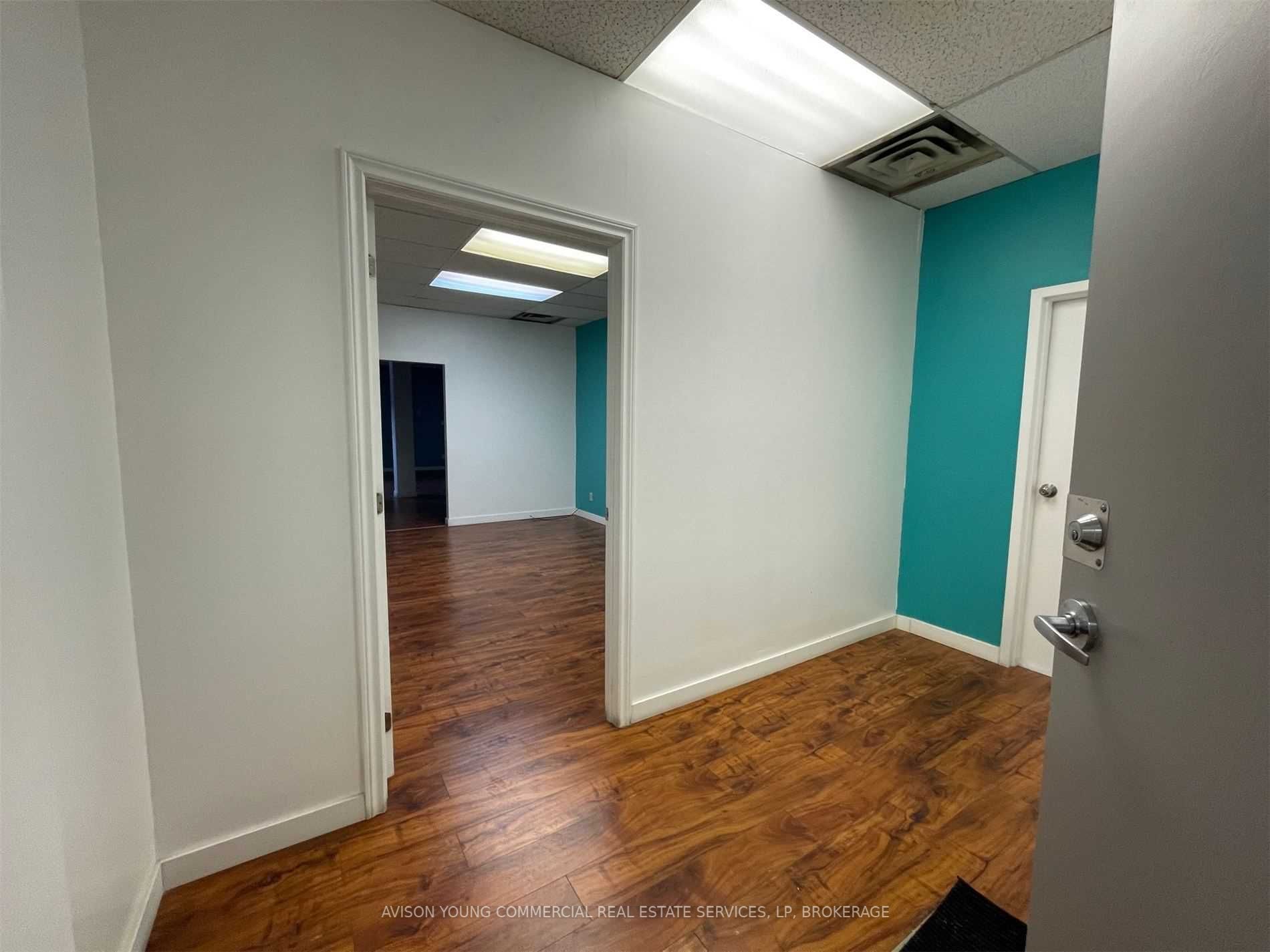 1011 Dufferin St, #205