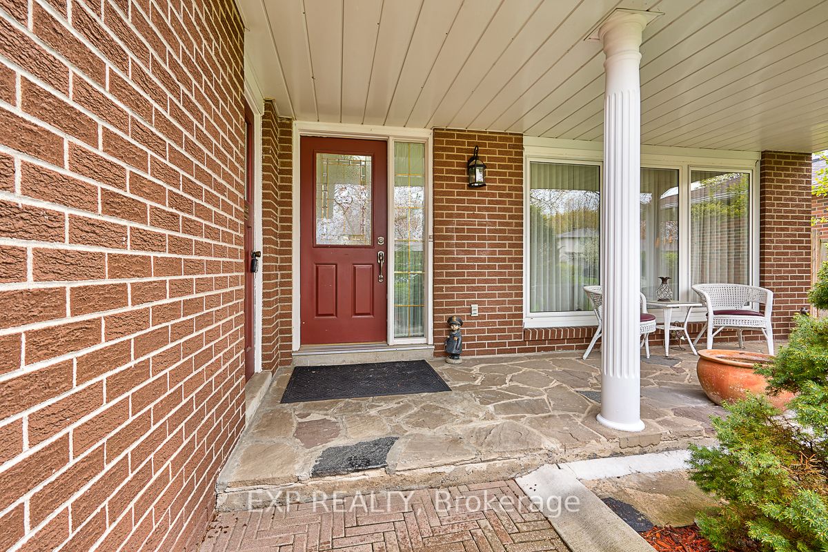 Listing W5947392 - Large Photo # 3