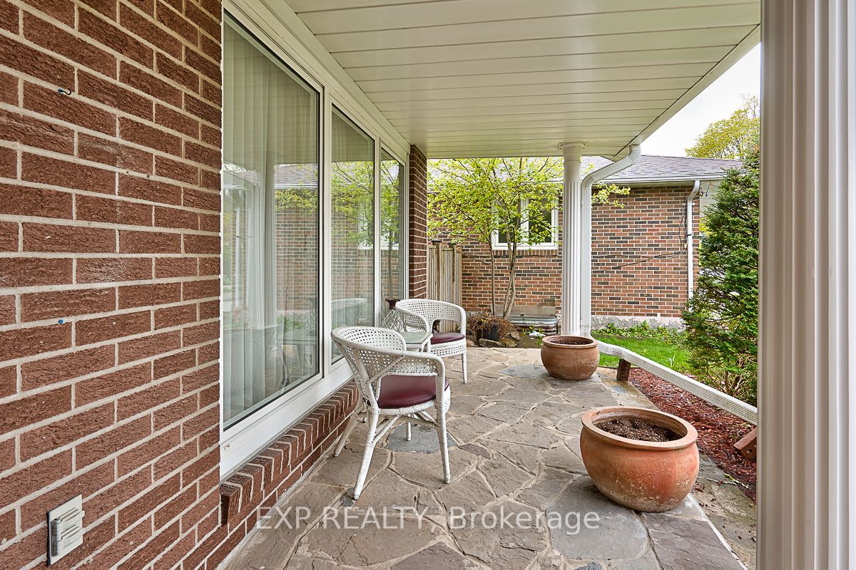 Listing W5947392 - Large Photo # 2