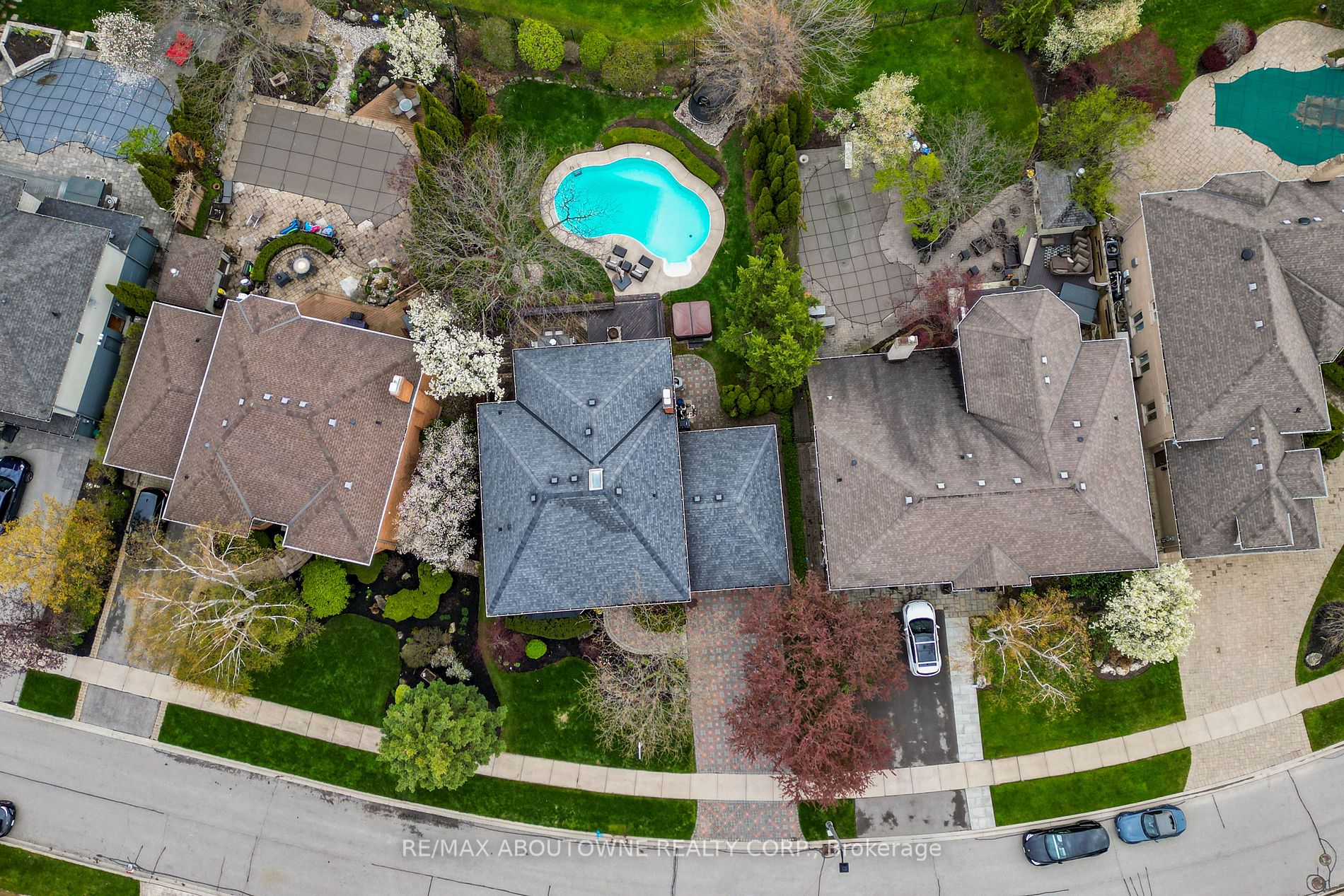 1319 Greeneagle Dr