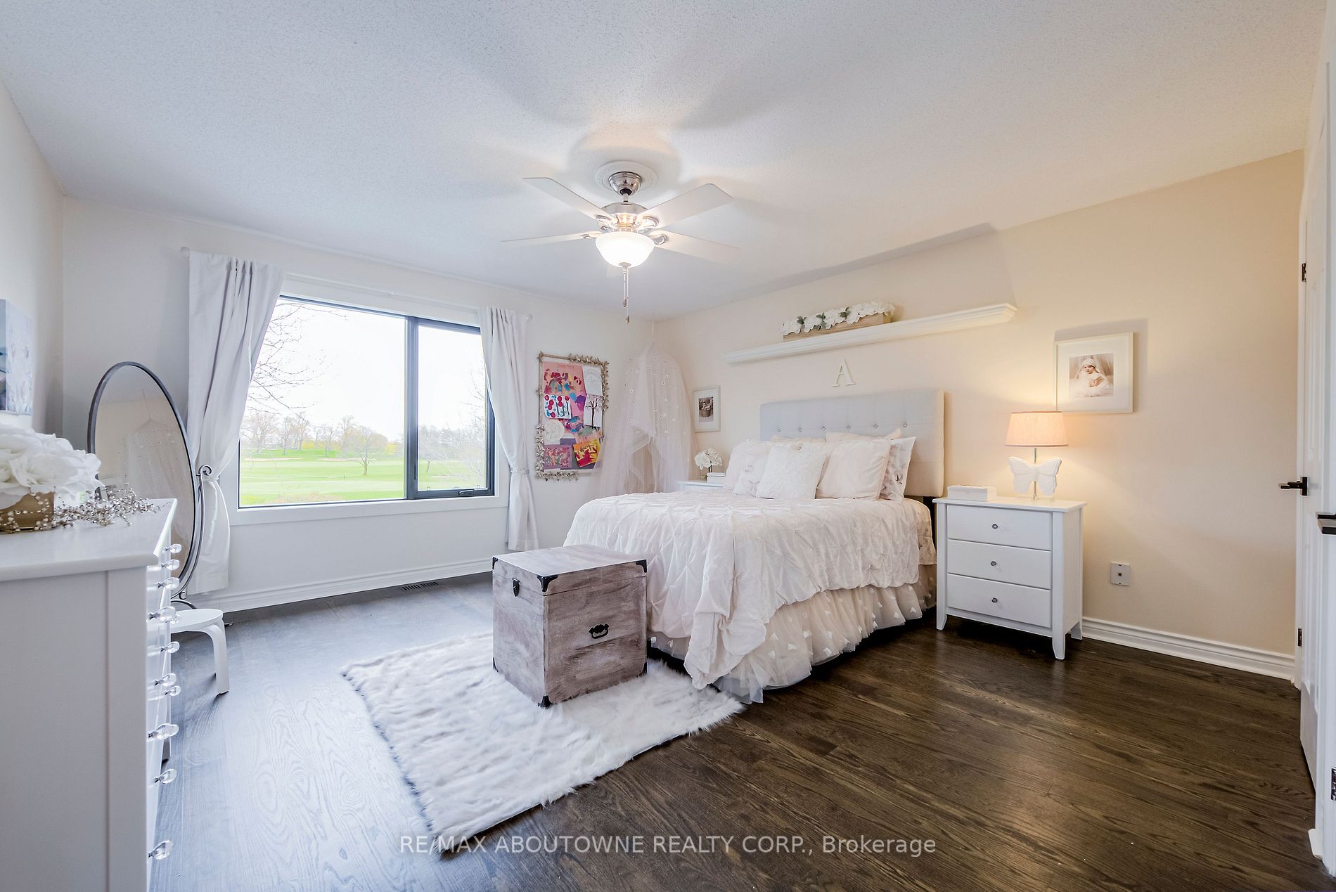 1319 Greeneagle Dr