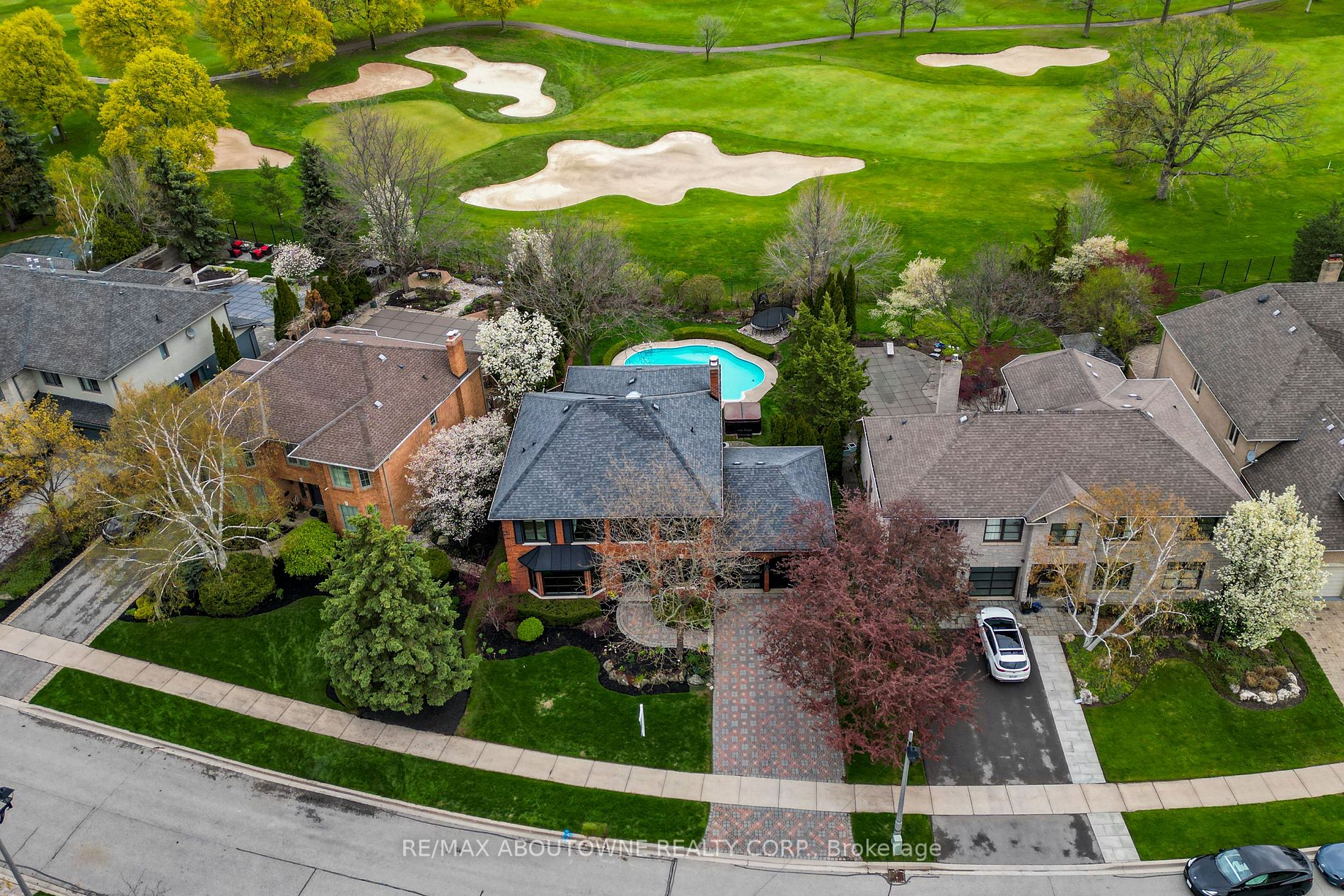 1319 Greeneagle Dr