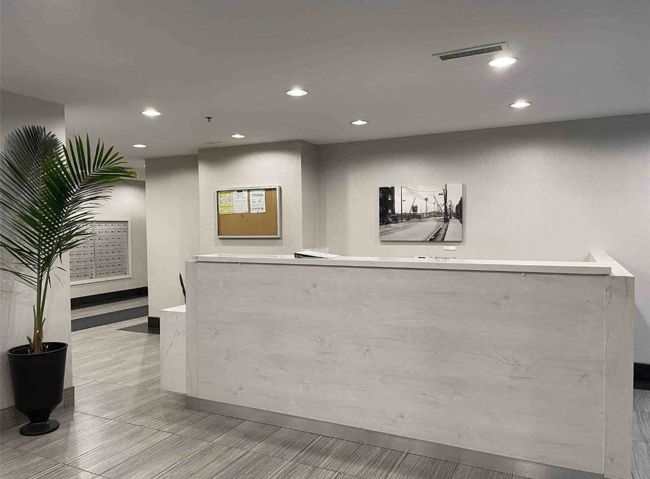 1420 Dupont Street, #1403